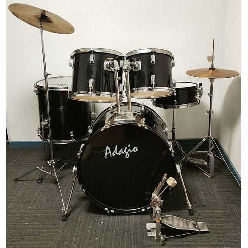 Used 5 Piece Drum Kit w/Stands &amp; Cymbals - Black - Includes Warranty